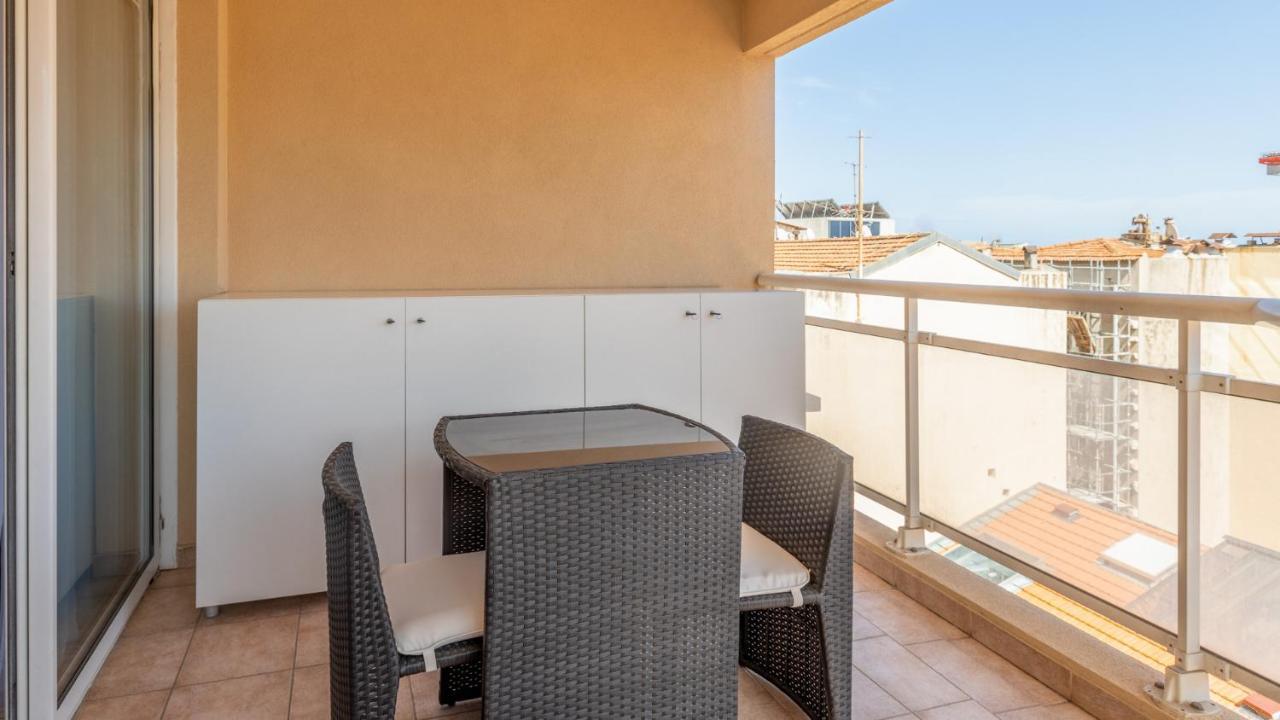 Luxury Studio Renovated 2024 With Free Parking Beausoleil Eksteriør billede